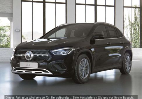 Mercedes-Benz GLA 250, 2021