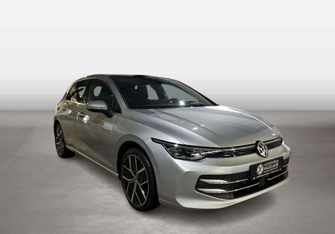 Volkswagen Golf, 2024 2