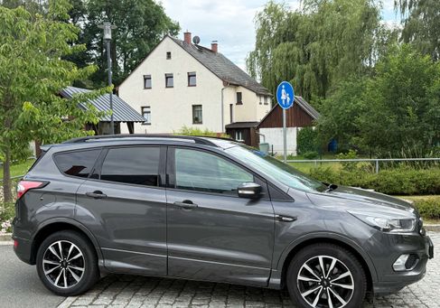 Ford Kuga, 2019