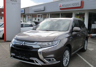 Mitsubishi Outlander, 2021