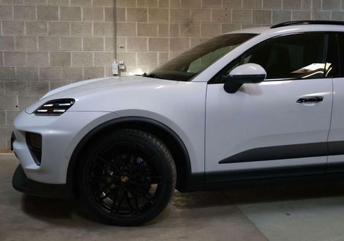 Porsche Macan, 2025