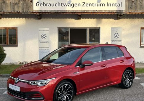 Volkswagen Golf, 2022