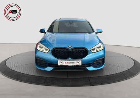 BMW 118, 2021