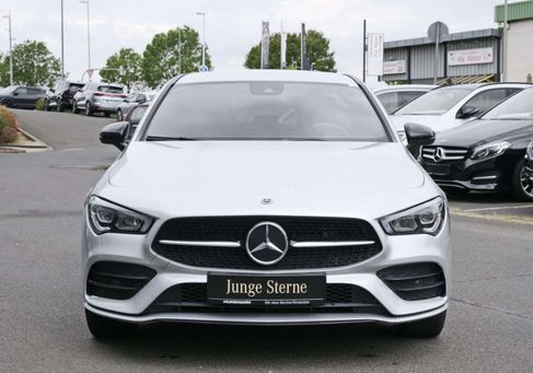 Mercedes-Benz CLA 250, 2021
