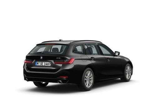 BMW 318, 2022