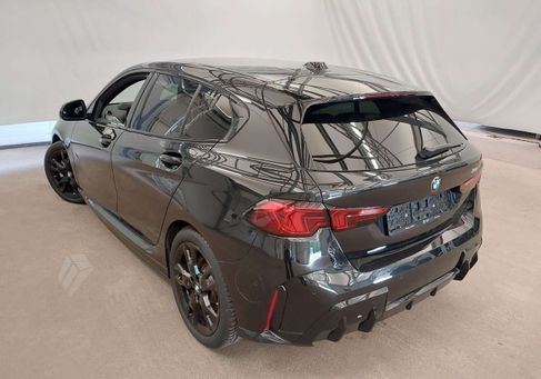 BMW 120, 2025