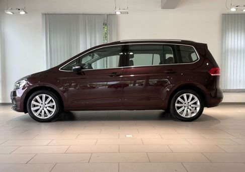 Volkswagen Touran, 2019 3