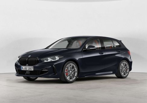 BMW 118, 2024