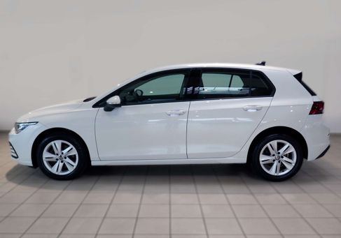 Volkswagen Golf, 2022 3