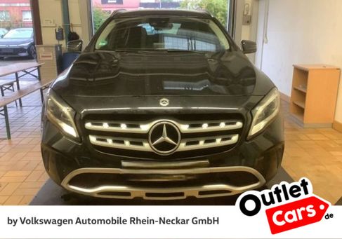 Mercedes-Benz GLA 180, 2019