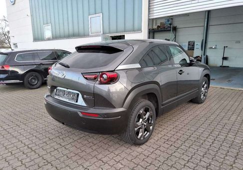 Mazda MX-30, 2024 3