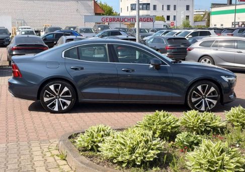 Volvo S60, 2021