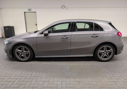 Mercedes-Benz A 180, 2022