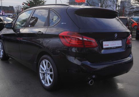 BMW 225, 2019
