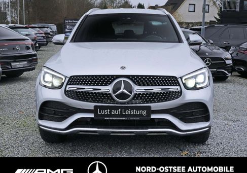 Mercedes-Benz GLC 200, 2021