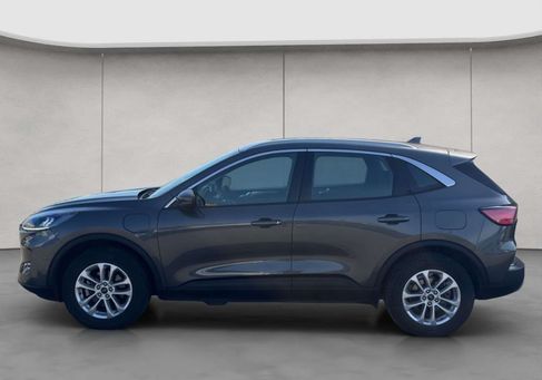 Ford Kuga, 2021