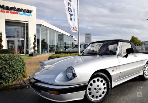 Alfa Romeo Spider, 1988