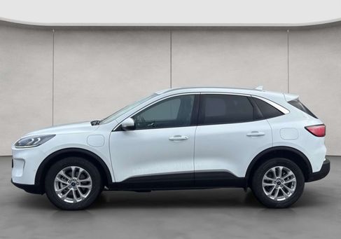 Ford Kuga, 2022