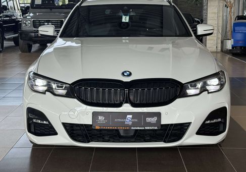 BMW 320, 2022