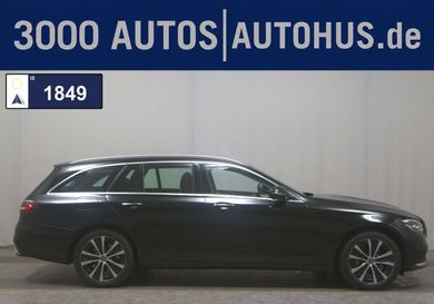 Mercedes-Benz E 300, 2022