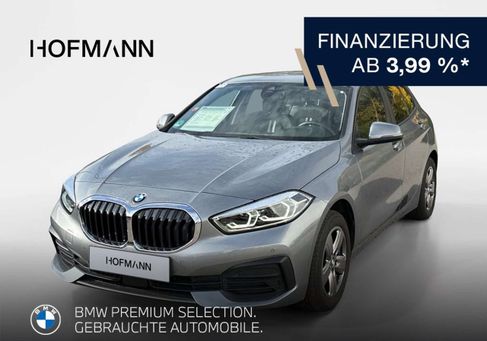 BMW 118, 2022