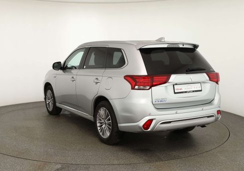 Mitsubishi Outlander, 2019
