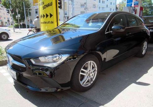 Mercedes-Benz CLA 180, 2023