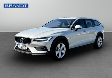 Volvo V60 Cross Country, 2021