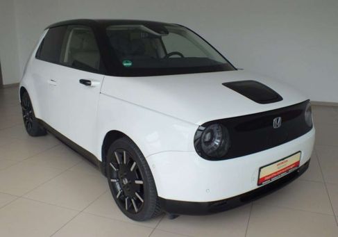 Honda e, 2022