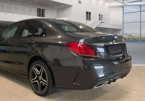 Mercedes-Benz C 400, 2021