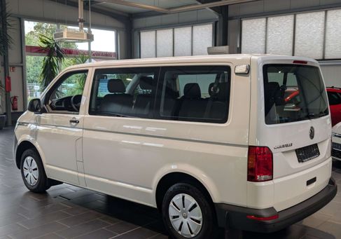 Volkswagen T6 Caravelle, 2022