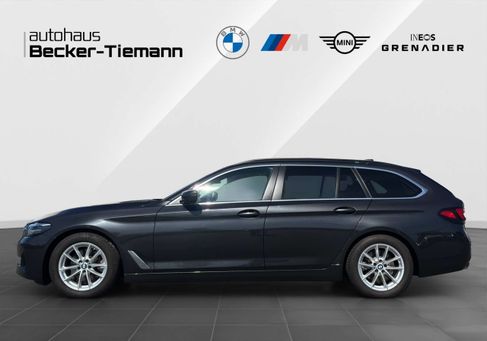 BMW 520, 2022