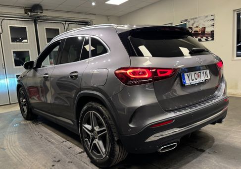 Mercedes-Benz GLA 200, 2020 3