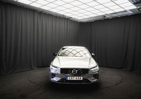 Volvo V60, 2021 3