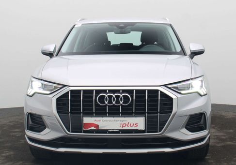 Audi Q3, 2022