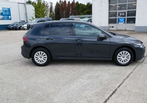 Volkswagen Golf, 2022