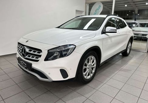 Mercedes-Benz GLA 180, 2020