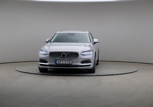 Volvo V90, 2023
