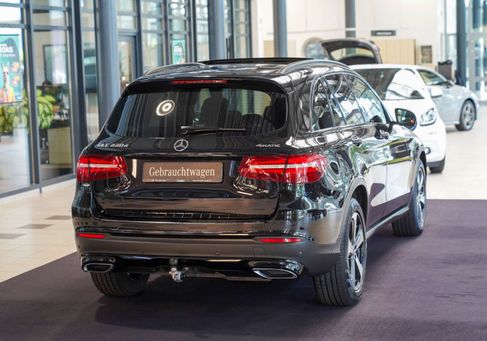 Mercedes-Benz GLC 220, 2018 3