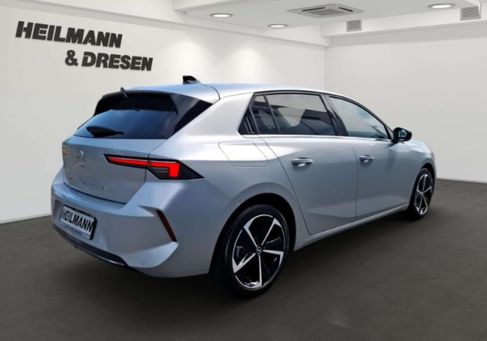 Opel Astra, 2022