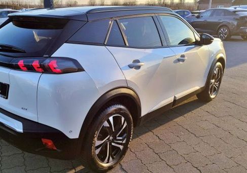 Peugeot 2008, 2021