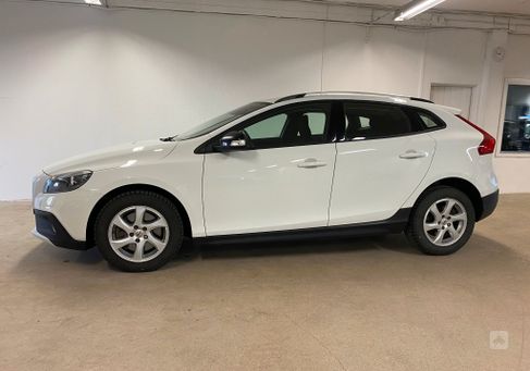 Volvo V40 Cross Country, 2018