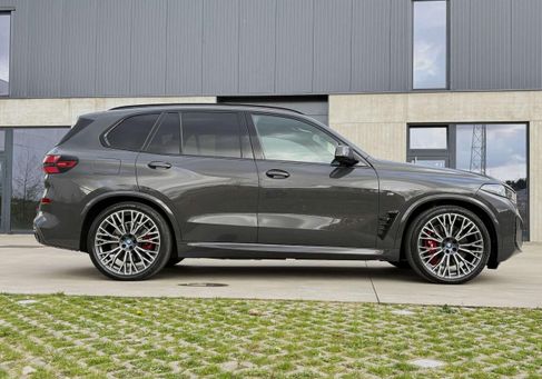 BMW X5, 2023