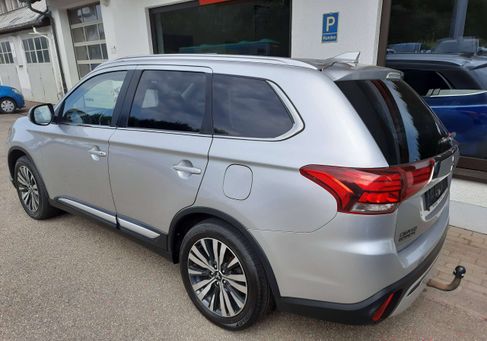 Mitsubishi Outlander, 2018