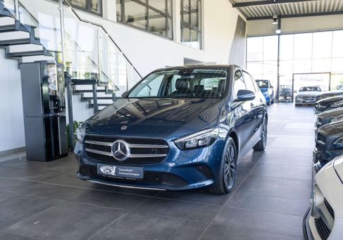 Mercedes-Benz B 250, 2022