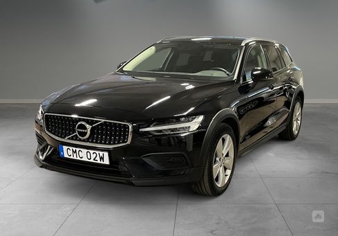 Volvo V60 Cross Country, 2022