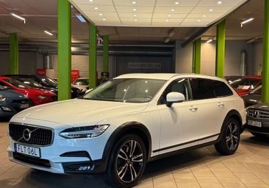 Volvo V90 Cross Country, 2020
