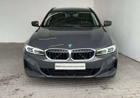 BMW 318, 2023