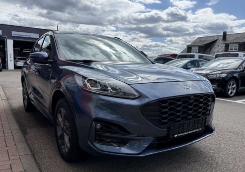 Ford Kuga, 2022