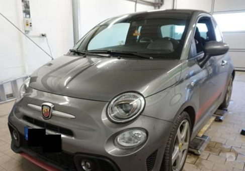 Abarth 595, 2022